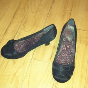 Black jelly pop heels size 9.5