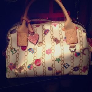 Dooney & bourke purse