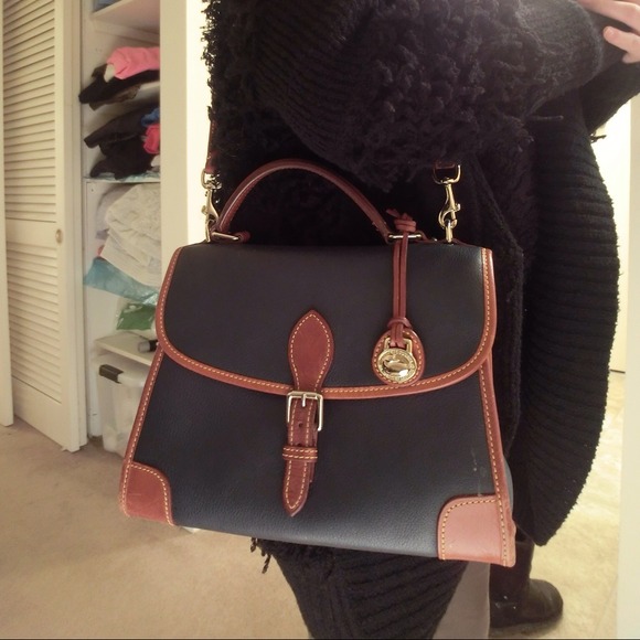 Dooney Bourke shoulder bag