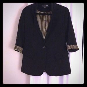 ✨SOLD✨Forever 21 blazer