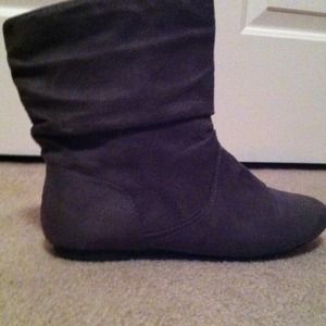 Size 8 grey booties!