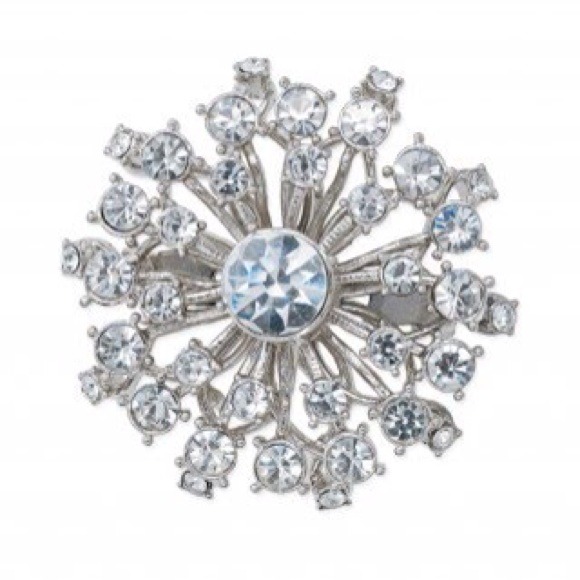 SOLD - Stella & Dot "Vintage Starburst Brooch"