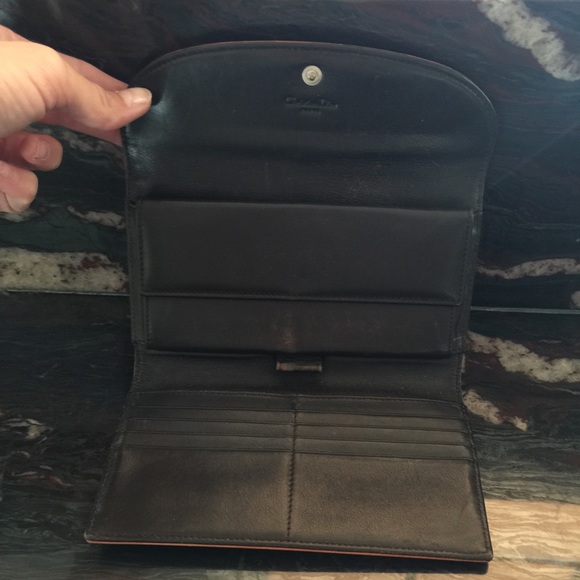 Christian Dior wallet 🌟PRICE REDUCED🌟 - Picture 4 of 4