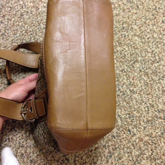 Coach Bag (Authentic) - Picture 4 of 4