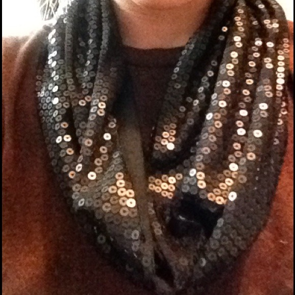 📦Sold📦Infinite scarf
