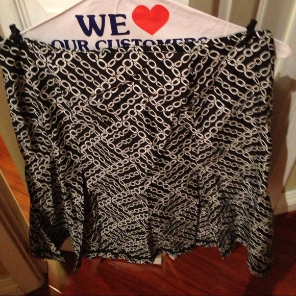 New York & Co Skirt, never worn.