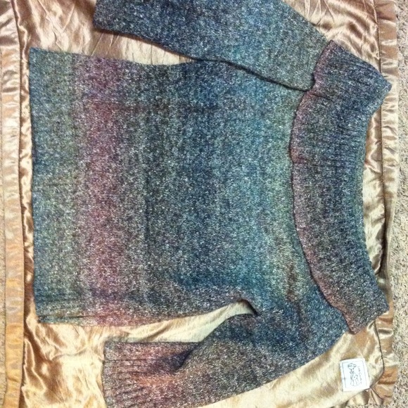 ABG womens sweater large nice!!