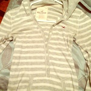 Hollister💚 button up henley