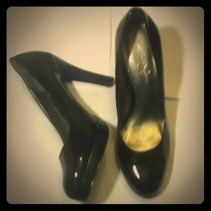 Jessica Simpson Shoes - Jessica Simpson Patent Leather Black Pumps Heels Jessica Simpson Shoes - Jessica Simpson Patent Leather Black Pumps Heels