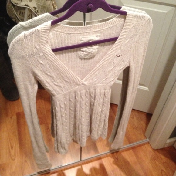 Hollister sweater!