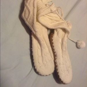 🎀REDUCED🎀Victoria secret PINK slippers