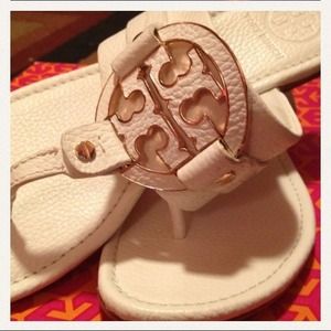 Legit, LAST pair Tory Burch sandals.  Size 6