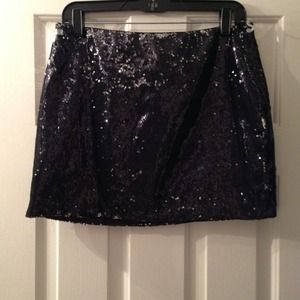 reduced 4/29 black sequin mini skirt