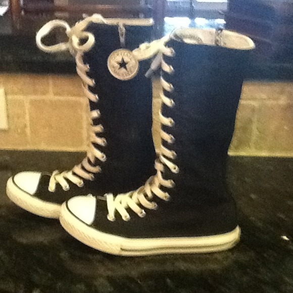 ❤❤❤SOLD❤❤❤Kids Converse All Star Boots size 3 - Picture 3 of 4