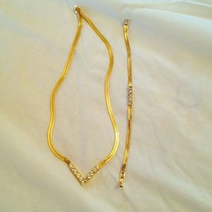 Gold and rhinestone necklace/bracelet set.