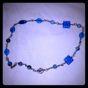Glass bead choker