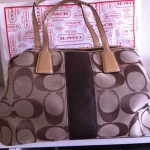 Coach monogram Bag in Brown and Gold