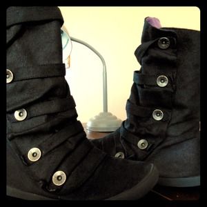 *Bundled* and *Reserved* boots and sun dresses