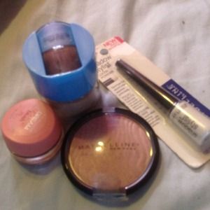 🎀REDUCED🎀Makeup bundle 2