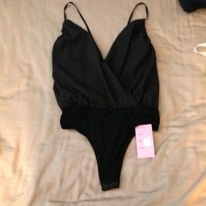 San Joy V plunge cross bodysuit- black