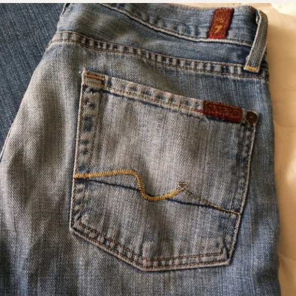 ❌TRADED❌7 For All Mankind jeans - Picture 2 of 3