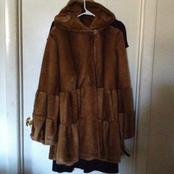Jones New York fur coat