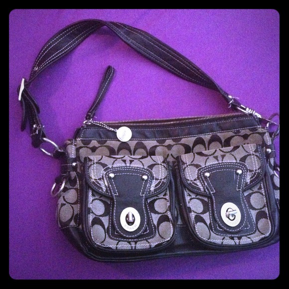 Authentic Black Coach purse GREAT CONDITION