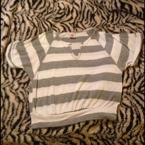🌀 adorable cropped top