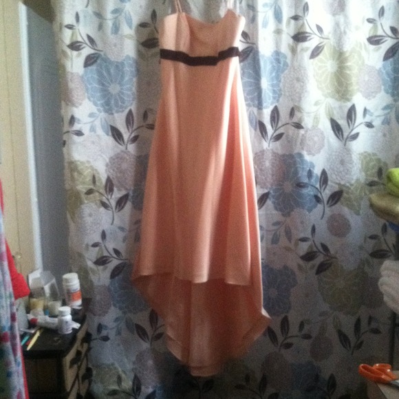 Alfred Angelo dress peach with chocolate sash - Picture 1 of 3