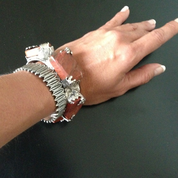 SP HOUSE OF HARLOW 1960 Cuff 🏆 HOST PICK