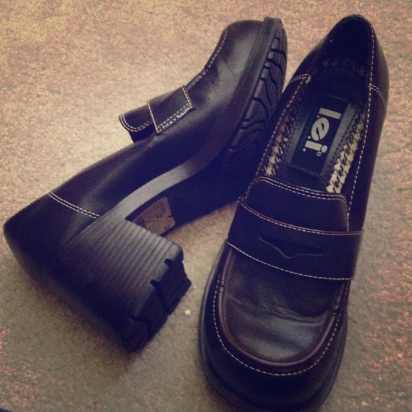 Brown clogs