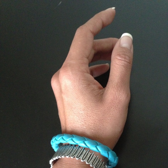 ✂$ JOHN HARDY Sterling Silver &Leather Bracelet