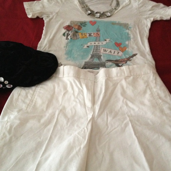 Sold!! Ann Taylor loft white cotton capris