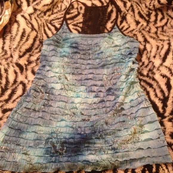 paisley "eyelash" style tank.