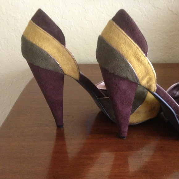 Anne Michelle - Picture 4 of 4