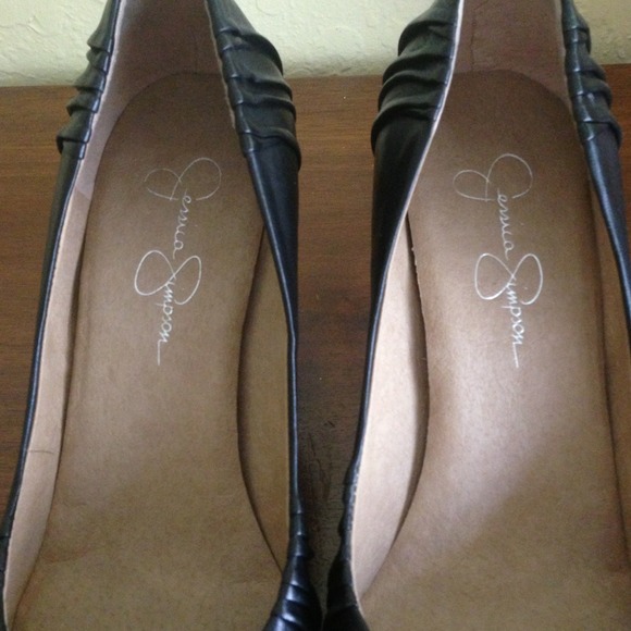 Jessica Simpson - Picture 3 of 3