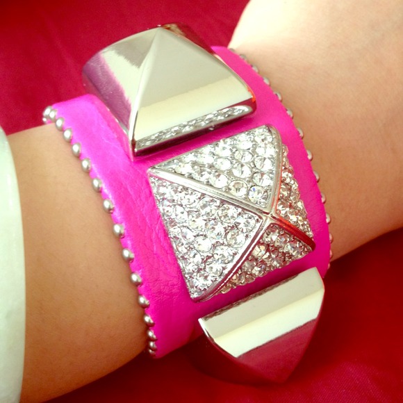 NWT authentic juicy bracelet with silver accent