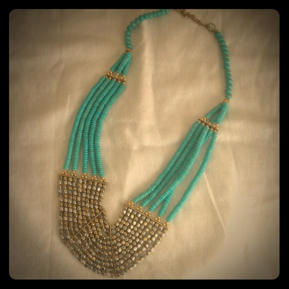 ⭐SOLD⭐Turquoise and Gold Beaded Bib Necklace