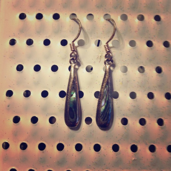 Teardrop earrings