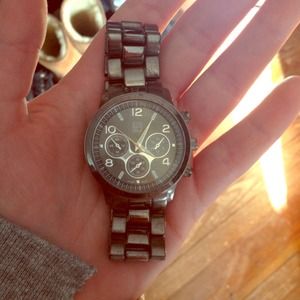 NY & Company Watch