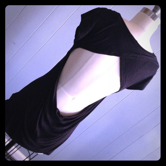 🔹Unavailable🔹Black backless top