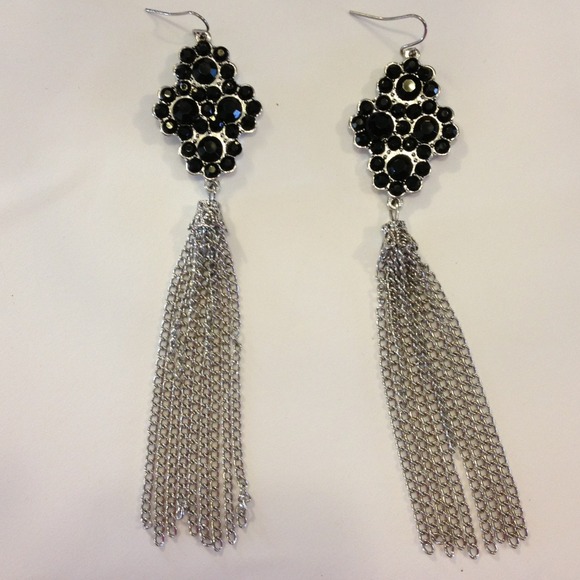💥SOLD IN BUNDLE Fringe earrings