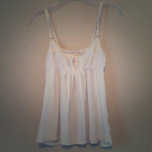 White Abercrombie tank top - Picture 1 of 3
