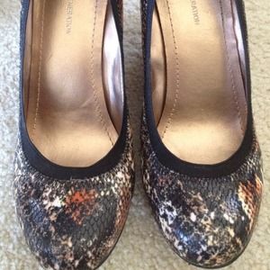 BCBG Generation Wedge Heels