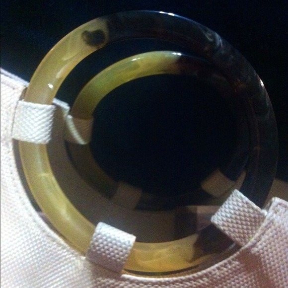 Liz Claiborne handbag , white & tortoise shell - Picture 2 of 3