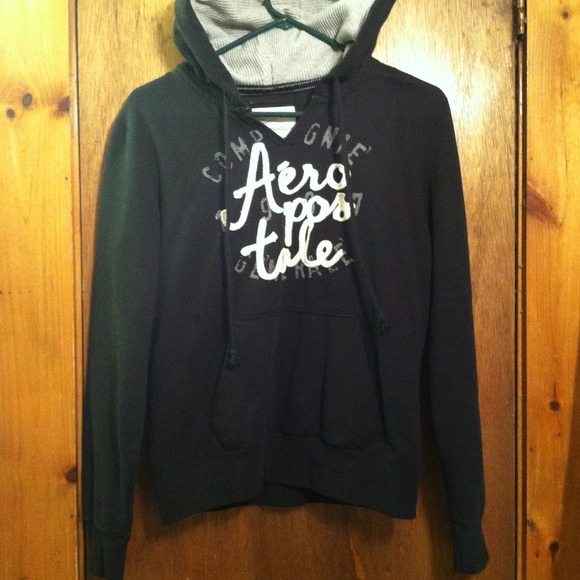 Medium Aeropostale black hoodie