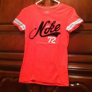 BUNDLE with grey Nike top