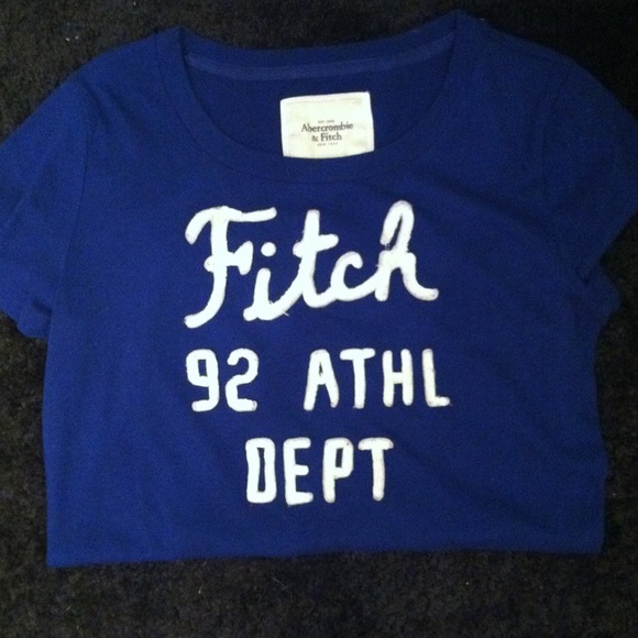 Large blue Abercrombie tee