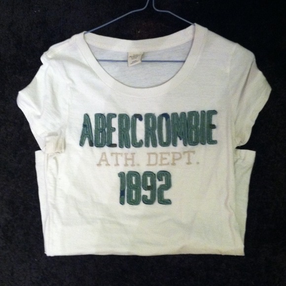 Medium white/green Abercrombie tee