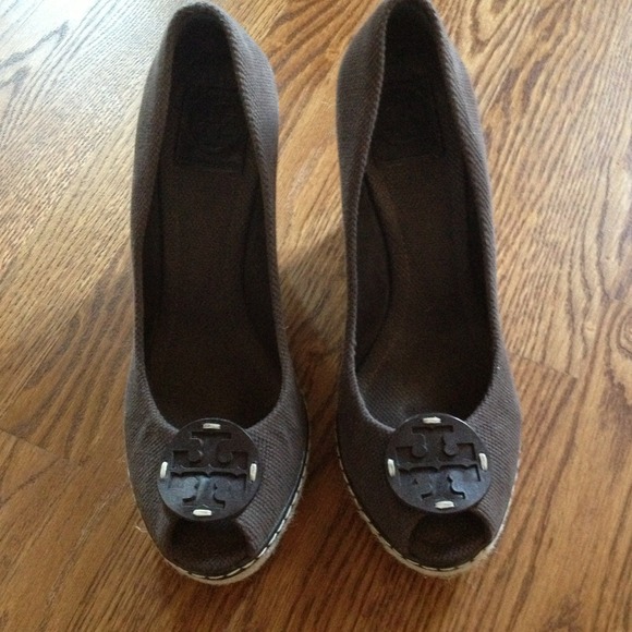 REDUCED⬇Tory Burch Espadrille Wedges Size 11 M